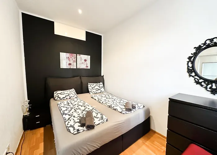 Проживання в сім'ї Cozy In Brigittenau Area Mm29 Відень